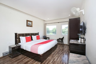 Best hotels in Chandigarh near sukhna lake