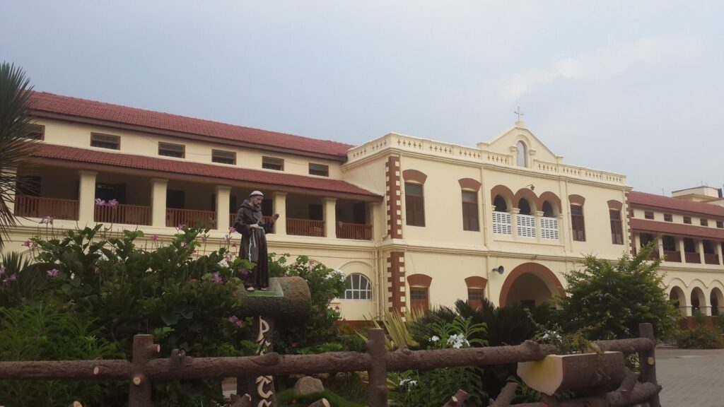 5d255d2ad3ffd082a9e7ffe13695bcec